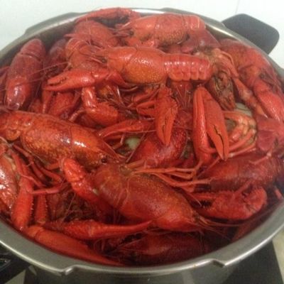 炒龍蝦的食材和調料